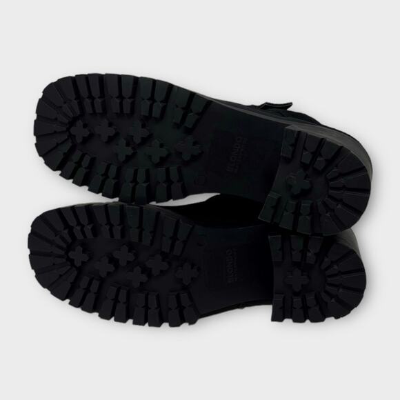 Blondo Remi Waterproof Stretch Knit Lug Bootie in Black Suede Size 10 NEW - Picture 4 of 7